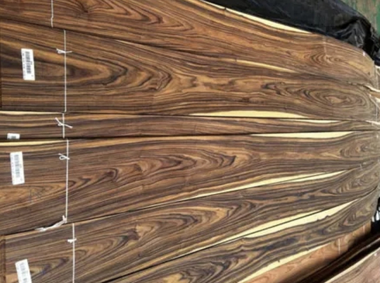 Material Morodo Finê de madeira natural para móveis de luxo