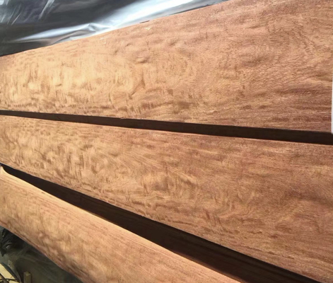 Forte resistência à tração transversal pêra birmanesa Veneer de madeira natural para durabilidade